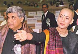 Shabana Azmi Bald