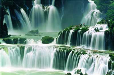 Detian Falls Close Up